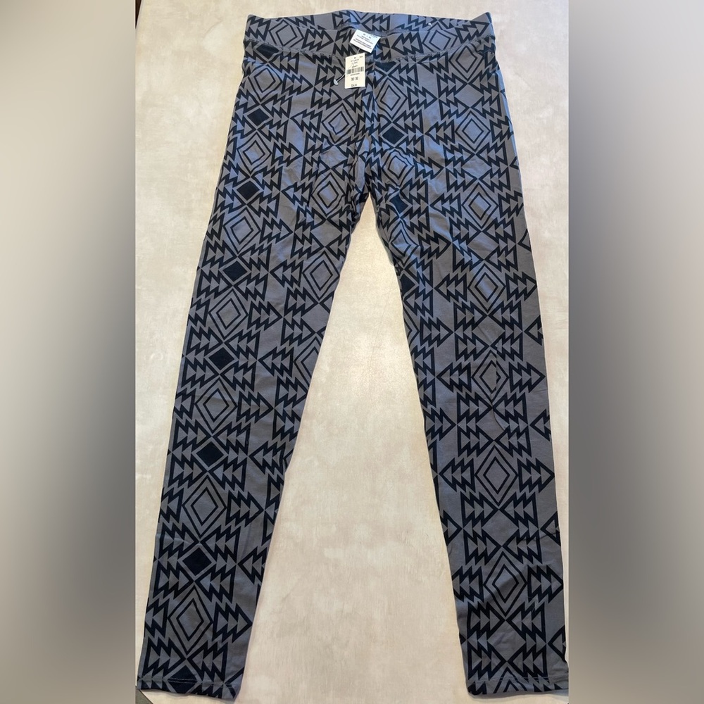 NWT Women’s PINK leggings